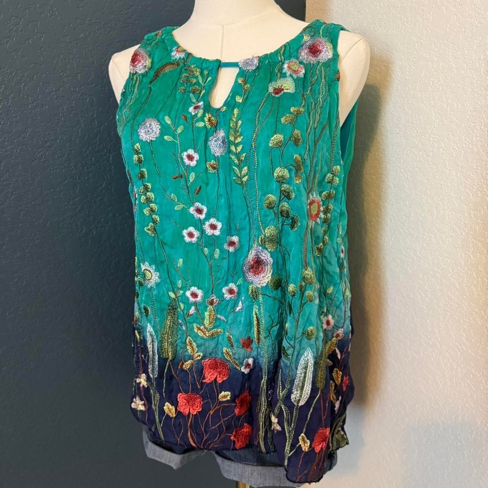 Handmade Floral Embroidered Silk Tie Back Sleeveless Top, Medium